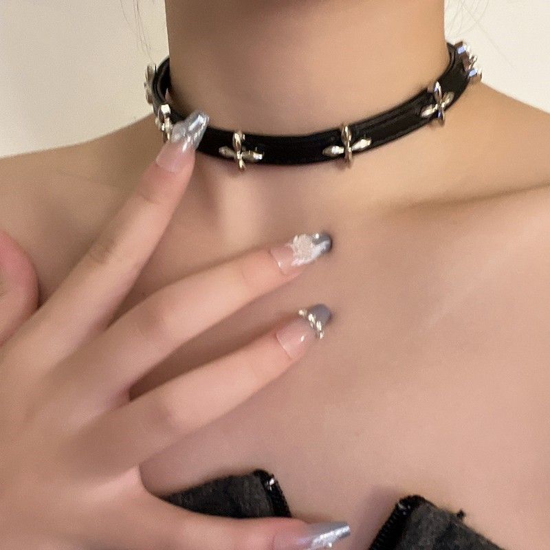 Dark Cross Flower Stand Choker Collar