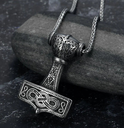 Nordic Style Pendant Chain