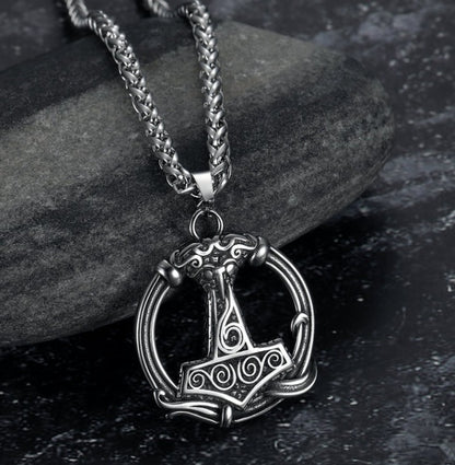 Nordic Style Pendant Chain